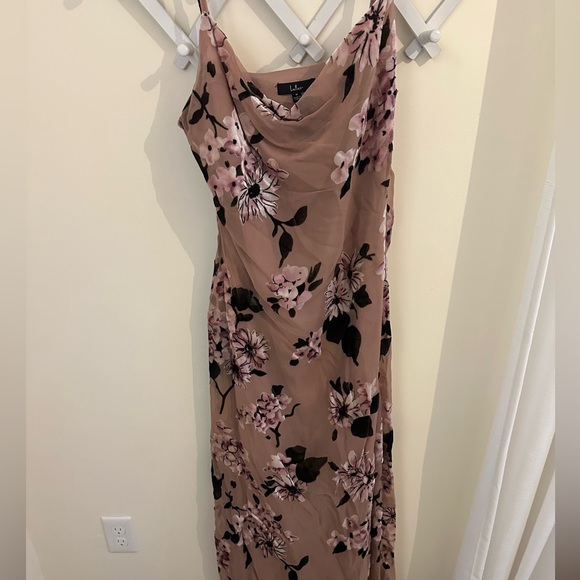 Romance in the Making Mauve Floral Print Velvet Maxi Dress - Picture 5 of 9